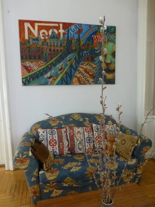 Relax on the sofa. with Teddy.
