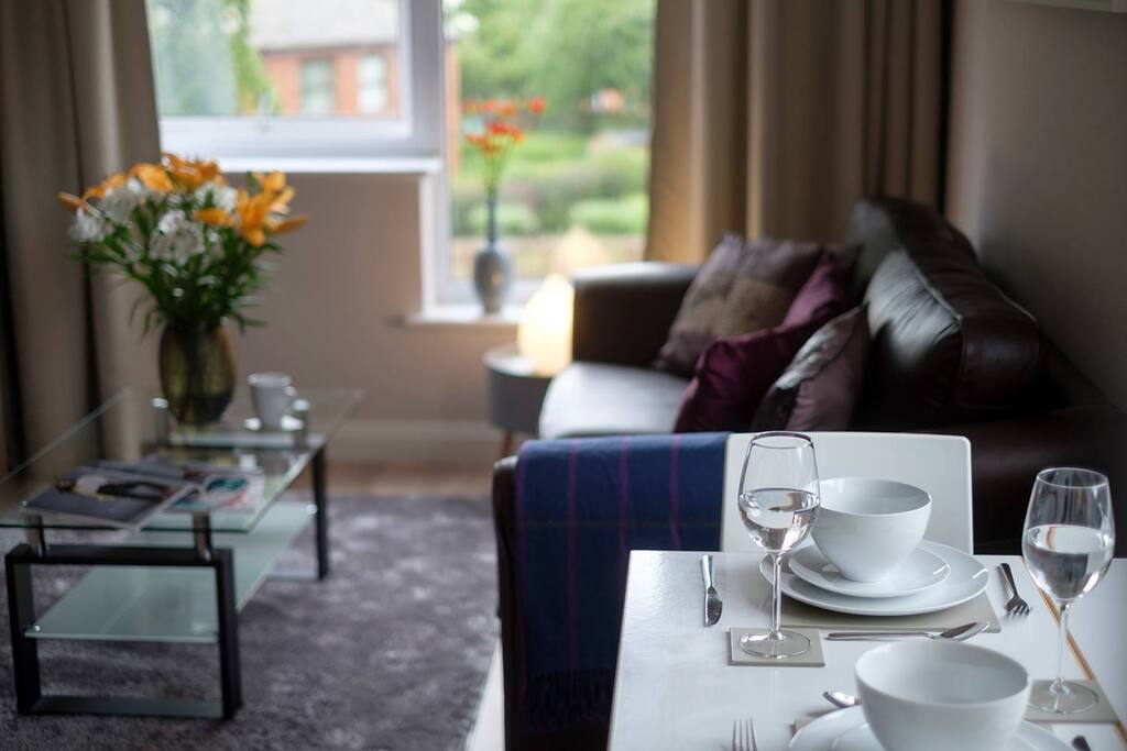 Lounge and dining area