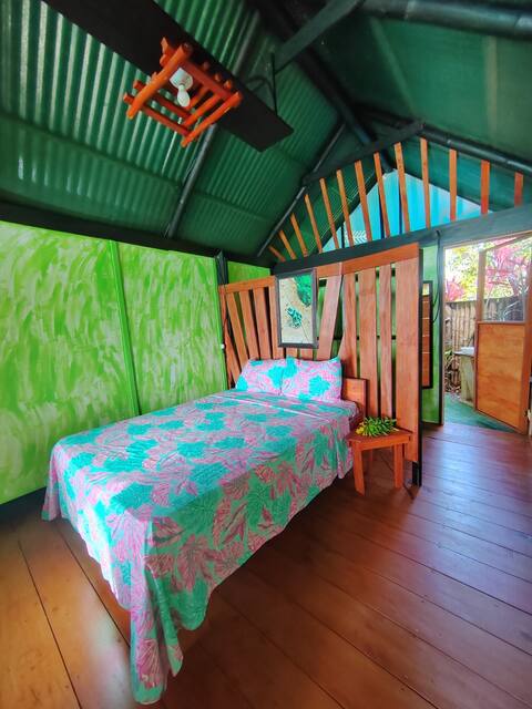 Sunset Estate (Bungalow: Green Frog)
