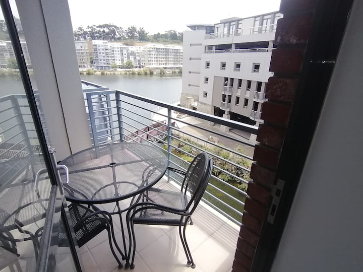 Falcon Crest Tyger Waterfront Bellville Apartments for Rent in Cape