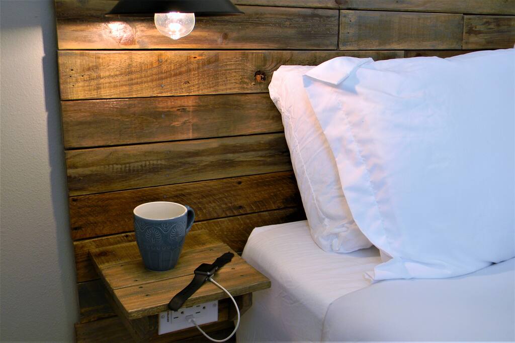 Charge up those devices with built in outlets. Two Smart USB and AC outlets per side