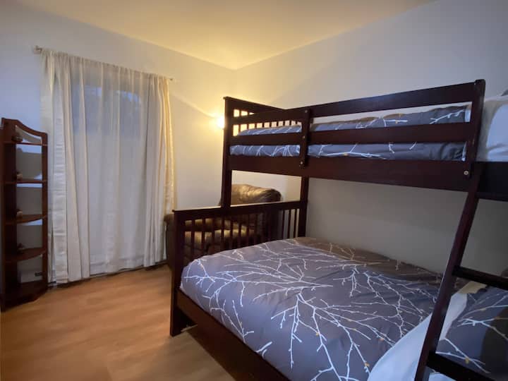 Dormitorio # 6 (sótano)