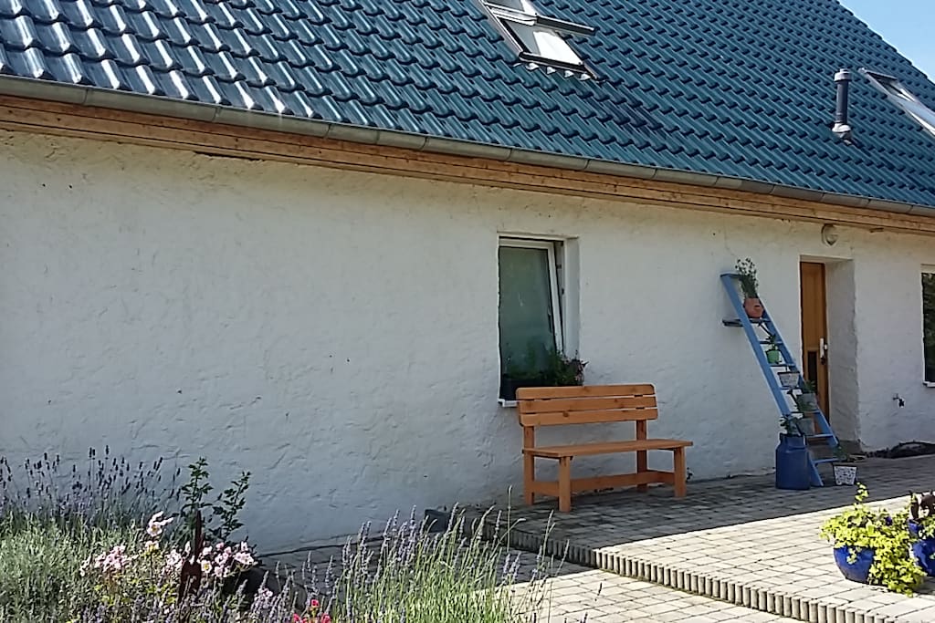 Eingang zur Fewo und Terrasse