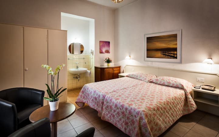 EasyRooms dell'Angelo Piazza Grande, Double A