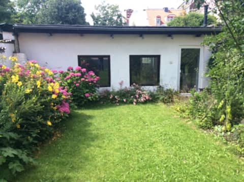 Altstadt Bonn mit eigenem Parkplatz