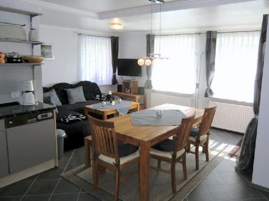 Ferienwohnung Erdgeschoss, Wohnbeispiel Wohnraum
