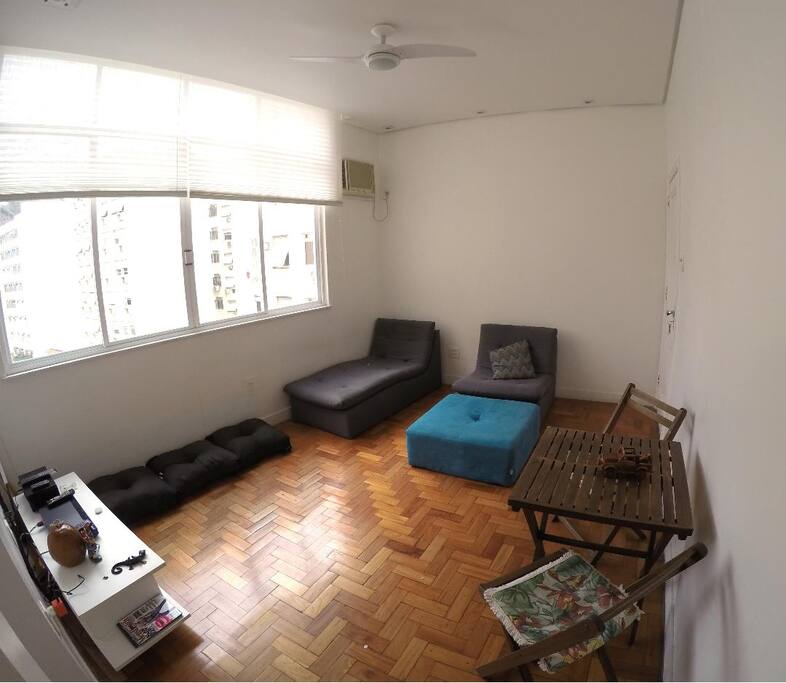 Living Room / Sala