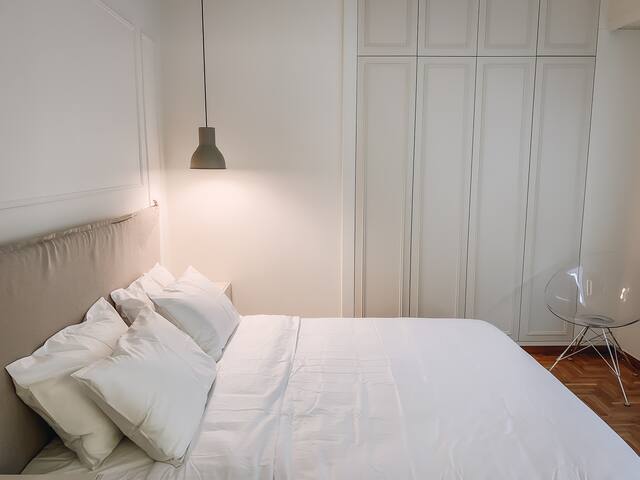 API Projects Kolonaki – Casa Academia gallery image 2