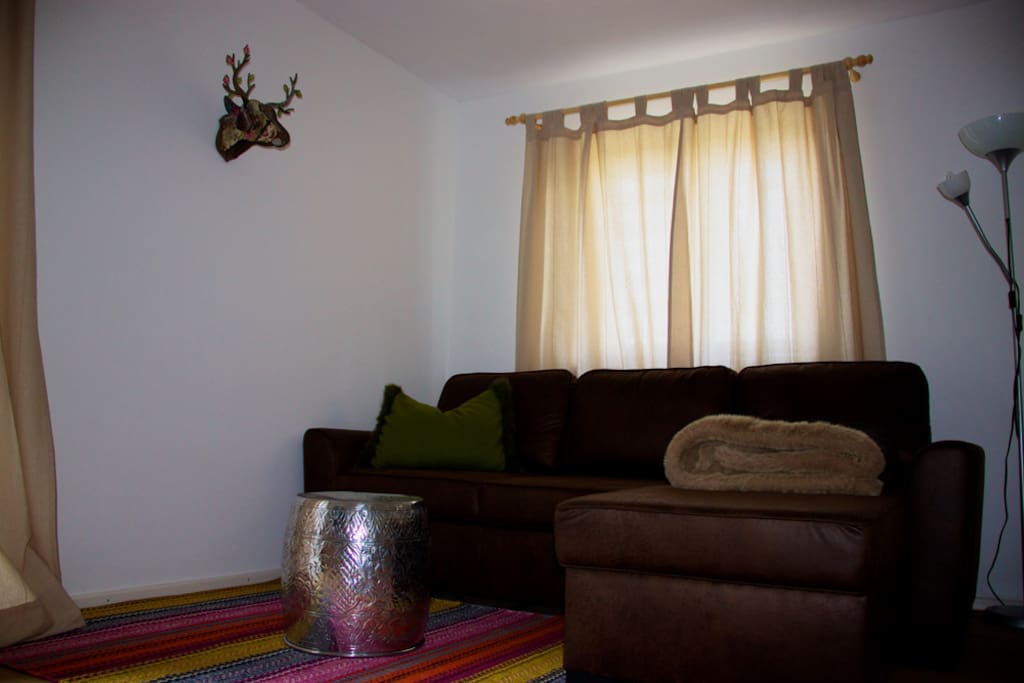 Gemütliche Schlafcouch