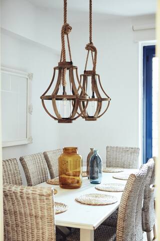 Art Pantheon House in Plaka • Acropolis area gallery image 5