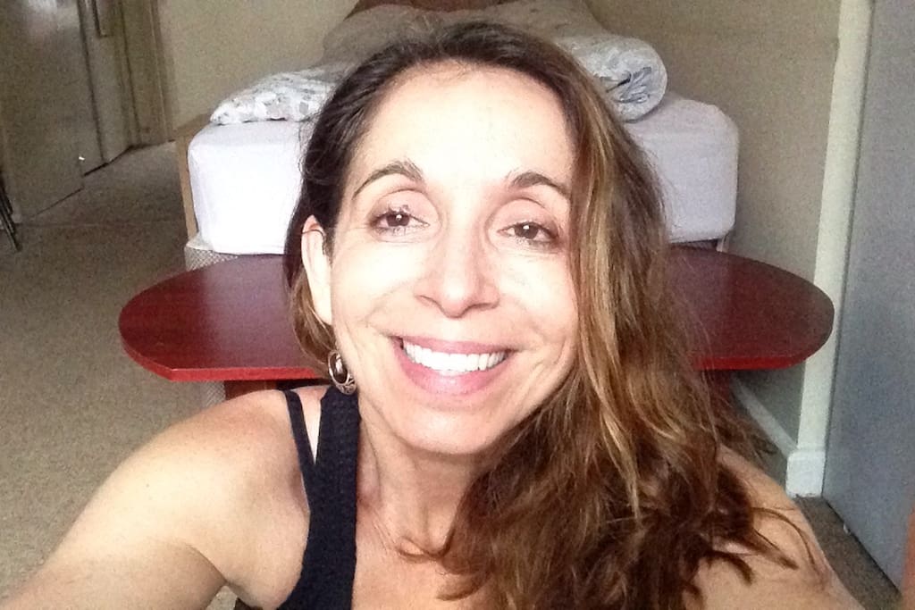 Hello I am Kathi I am your host, I look forward to meeting you and sharing my flat you during your stay in London.