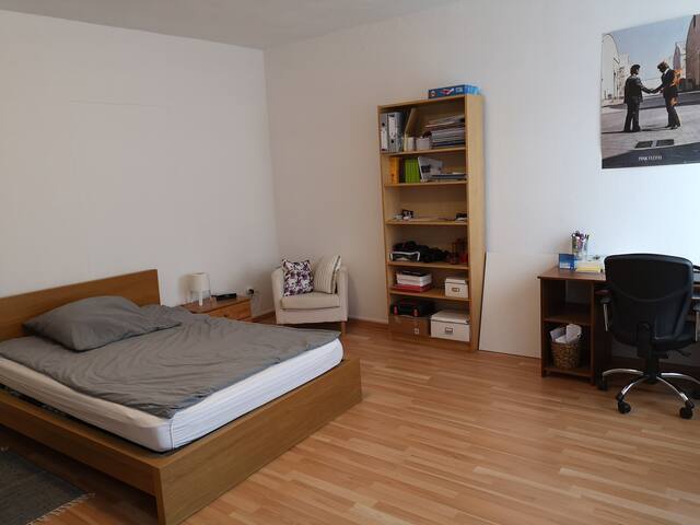 Aparment in Bonn, Endenich m/Balkon