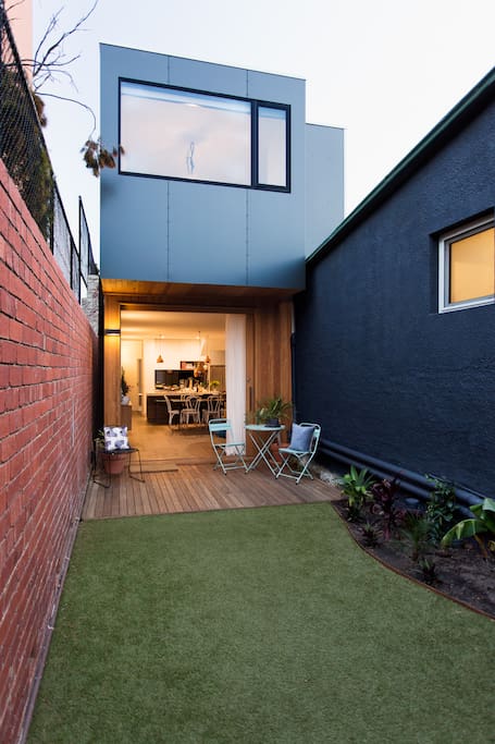 Unique inner city style