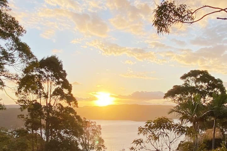 The Shangri-La in Bilgola Plateau – Stunning views gallery image 4