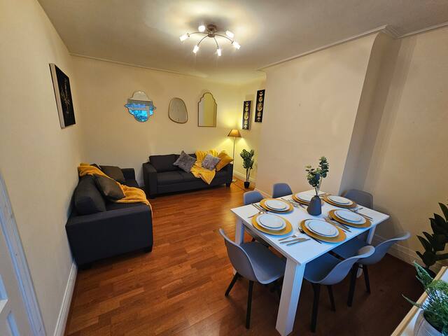 Golders Green Grand Getaway gallery image 5