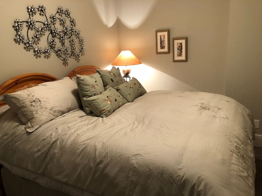 King Size Bed in #1 Bedroom