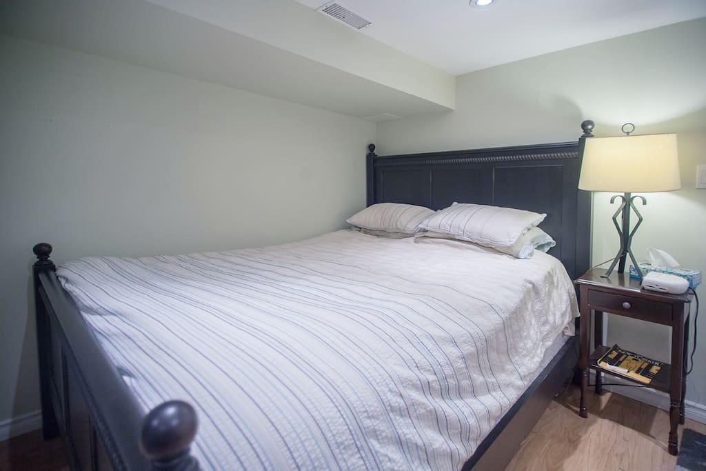 Comfortable queen bed