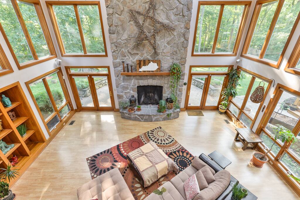 Great Room w/ decorative fireplace
