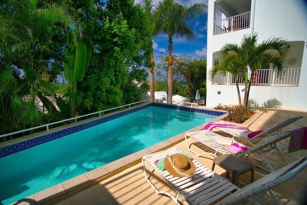 Amazing pool