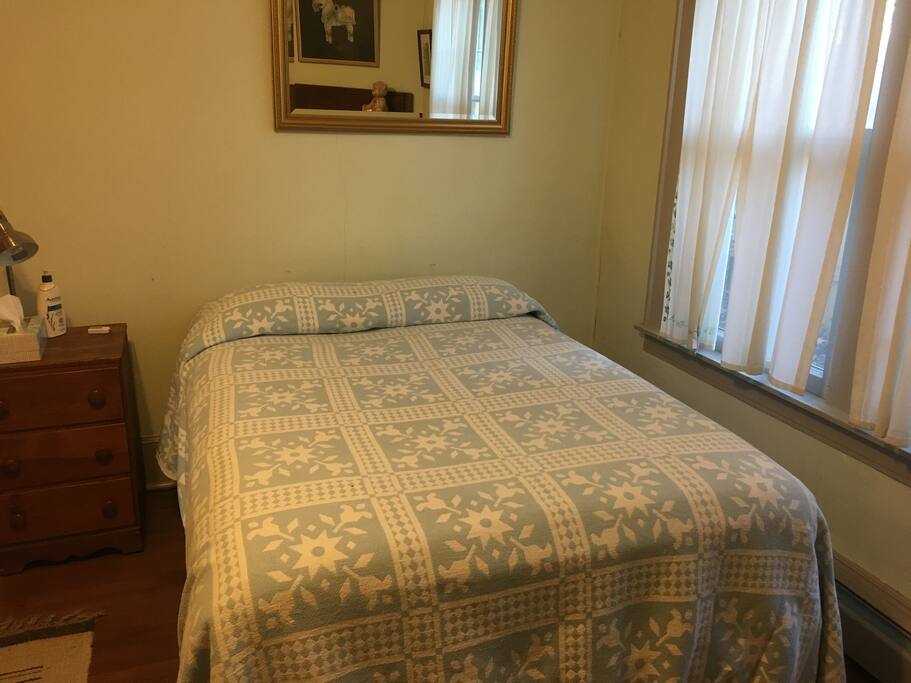 A nice full-sized bed!