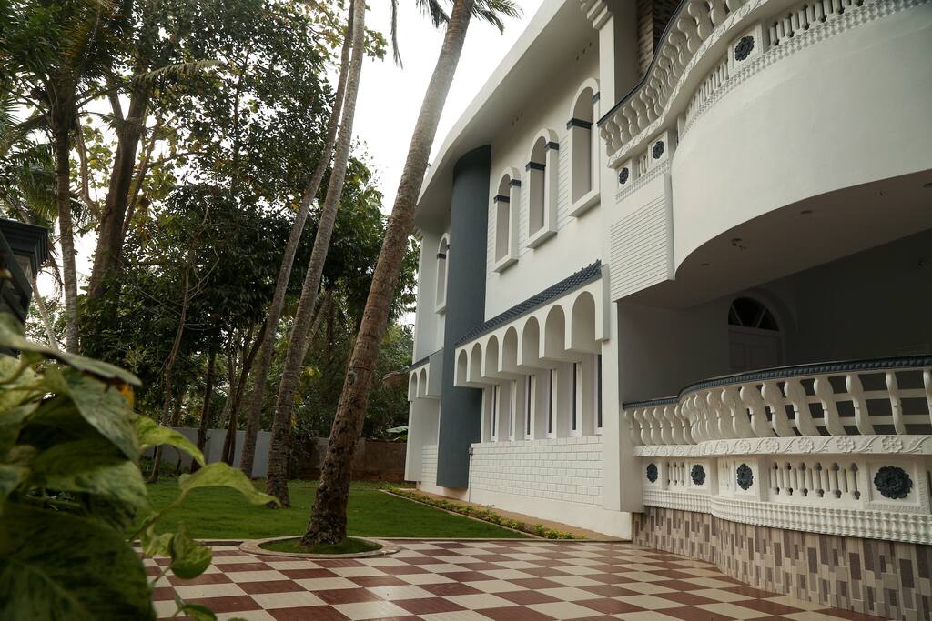Well maintained lawn and tiled floors