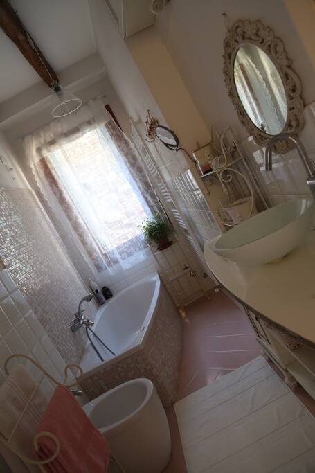 The bathroom is for the exclusive use of our guests!