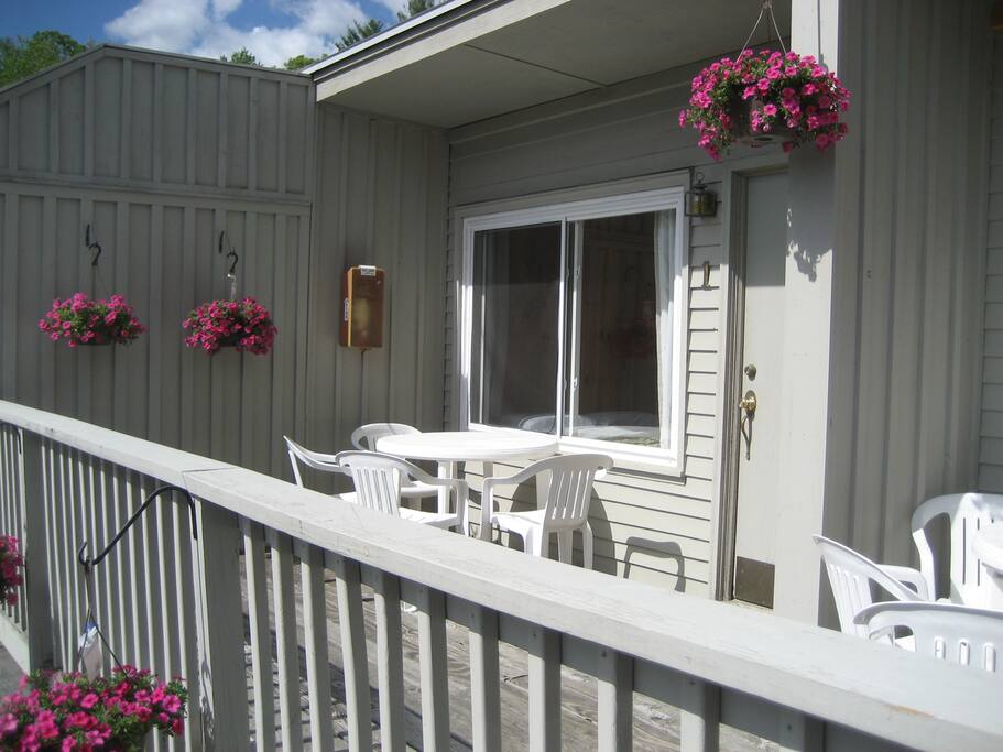 Privacy Porch with Lake View