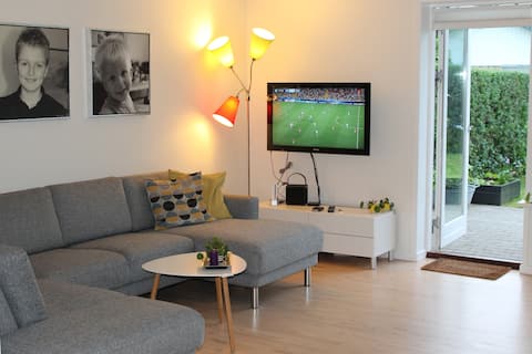 Lovely child-friendly home close to town and lovely nature