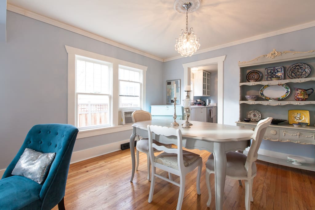 Dining area 1