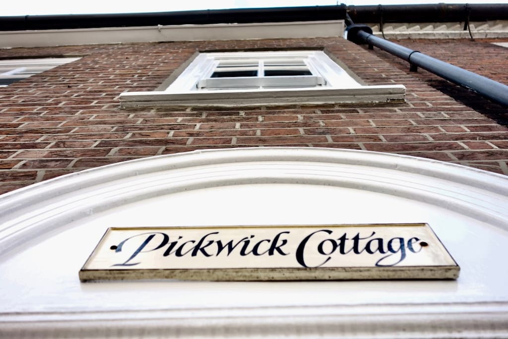 Pickwick Cottage