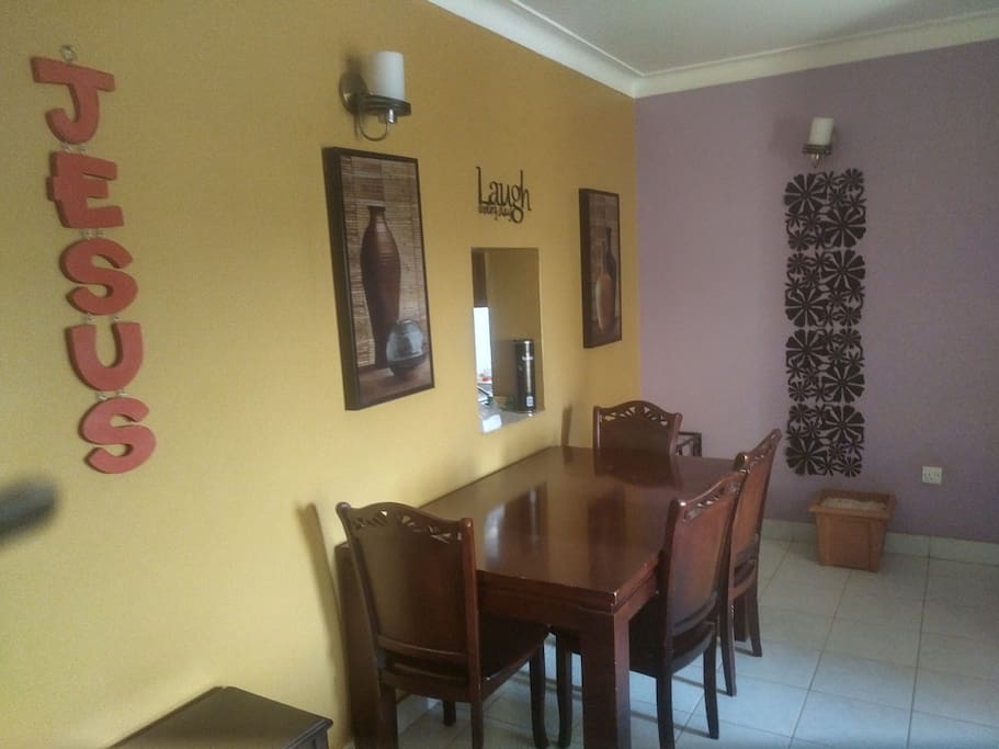 dinning table