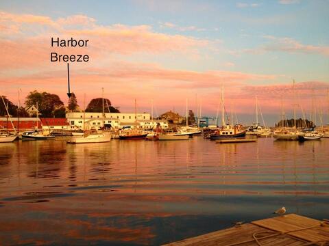 Harbor Breeze Camden - location , location