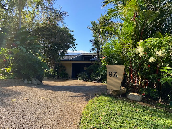 Ensuite private room in Whitfield, Cairns Houses for Rent in