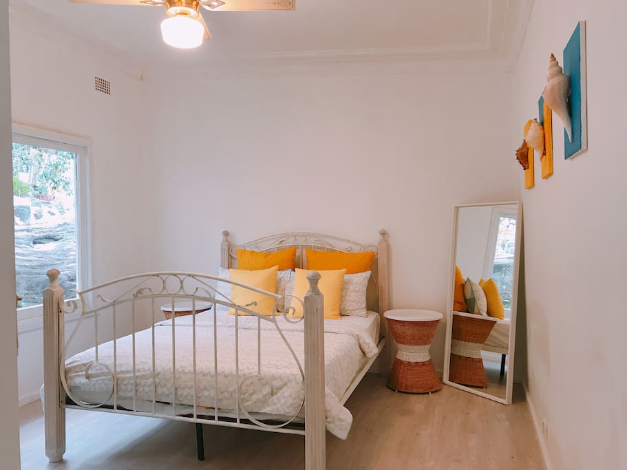 Bedroom 2 with garden view