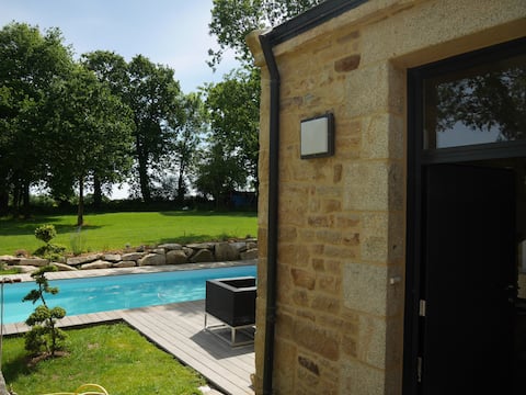 Old farm rebuilt  in brittany with swimming pool