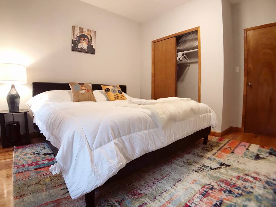 King Size Bed sleeps up to 3
