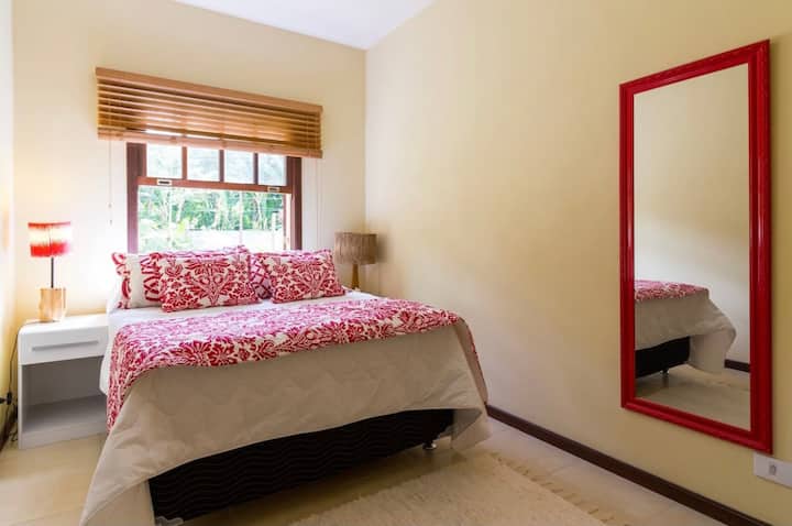 Стая без апартамент 