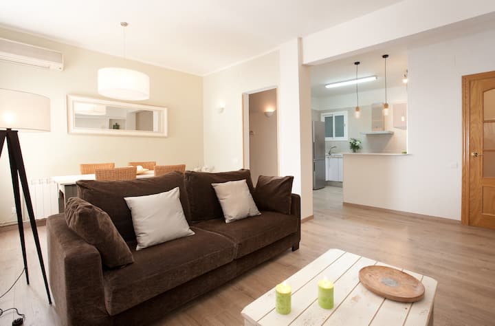 Cosy apartment near Sagrada Familia