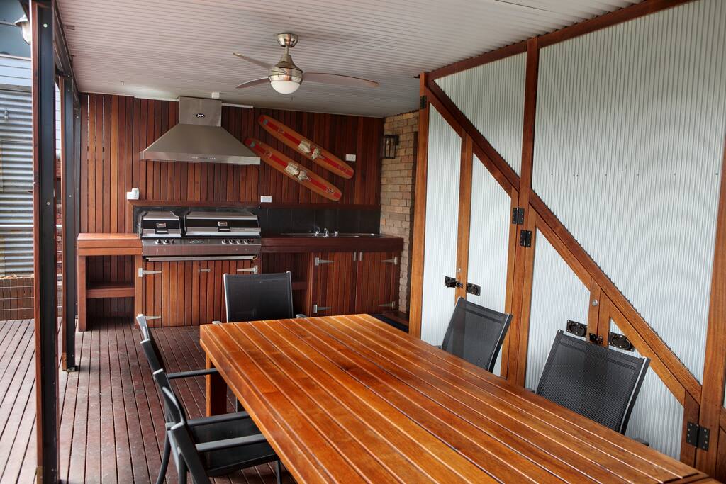 Enjoy the BBQ and Deck whilst looking out over the river