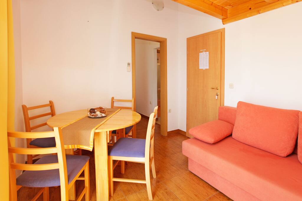 living and dining area adjoined