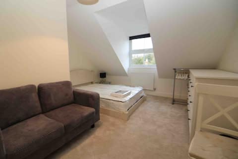 The Penthouse Suite 
Luxury wisbech centre stays