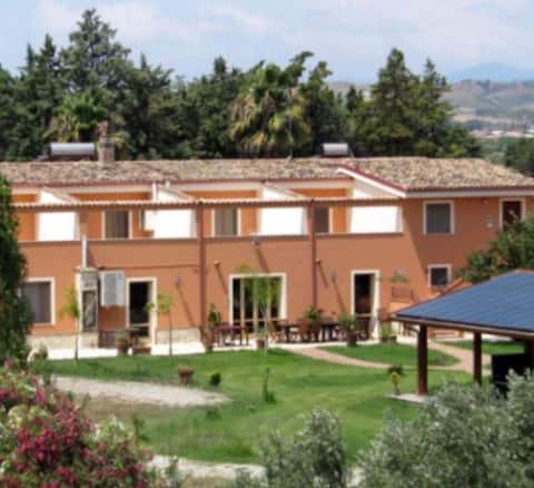 Apartments bilo in agriturismo by the sea