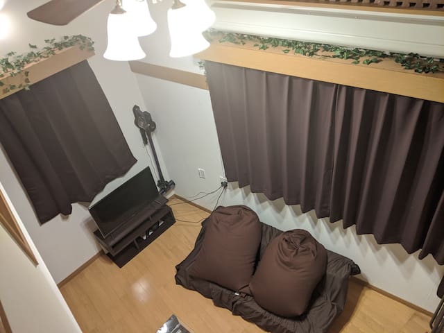 Near Okubo St. and to Shinjuku St. 2mins.