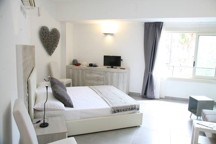 MYB (Apartment) gallery image 2