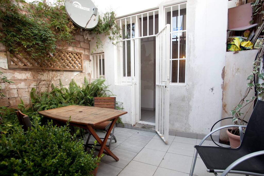 interior private garden