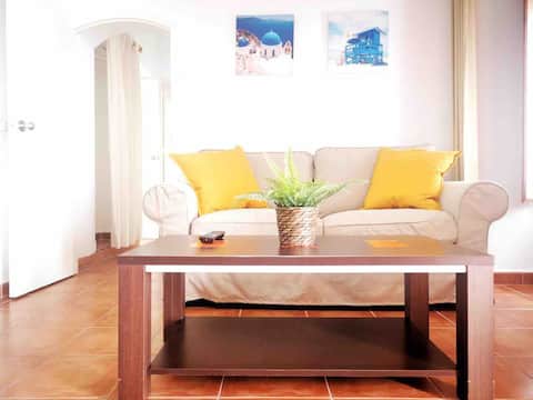 Successful Airbnb property: Casa Pedro + PARKING in Vejer De La Frontera