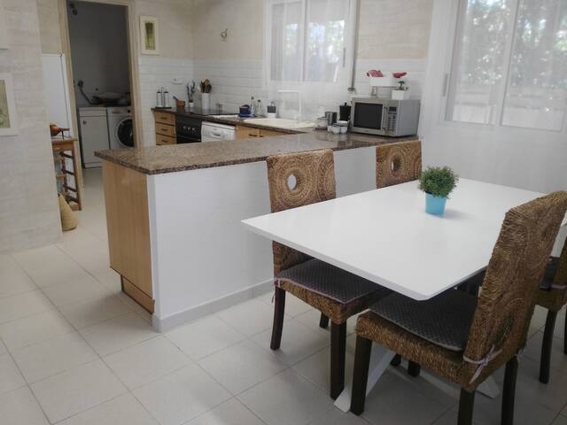 House with garden and private pool in Costa Brava gallery image 4