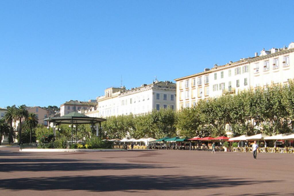 Place Saint-Nicolas