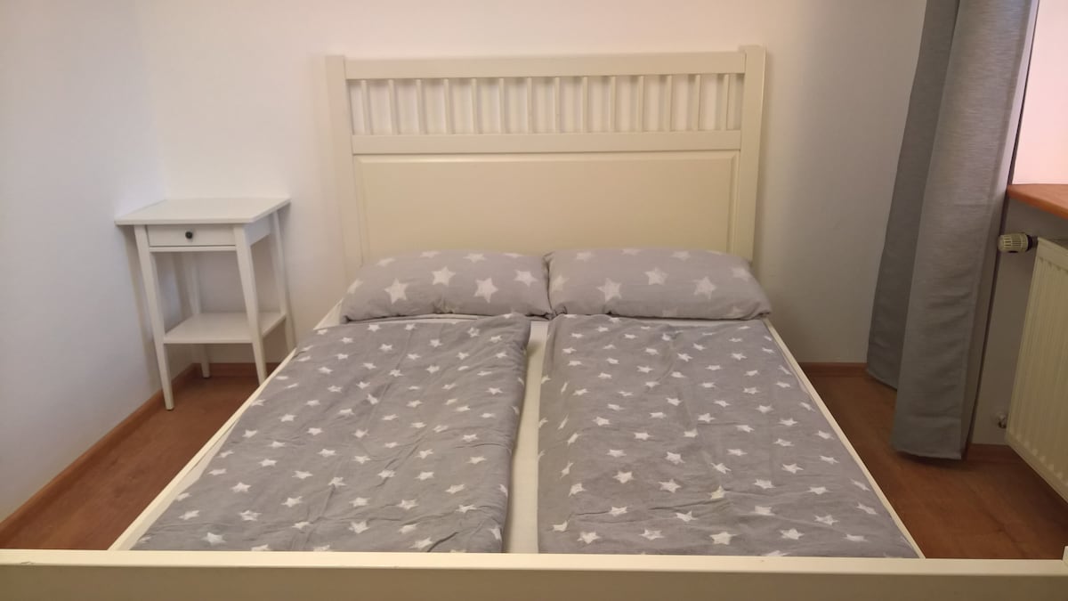 غرفة النوم 2