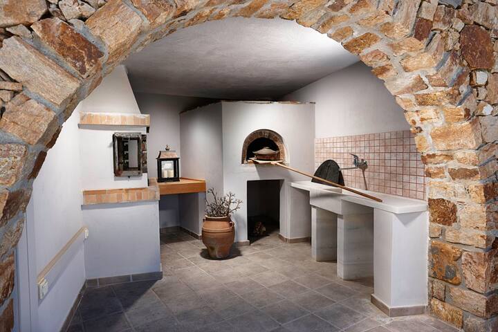 ‘Tower’ the luxury of touching the Aegean sunset gallery image 4